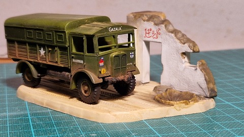 AEC Matador & 5.5 gun