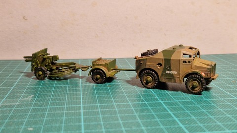25 pdr field gun & Quad